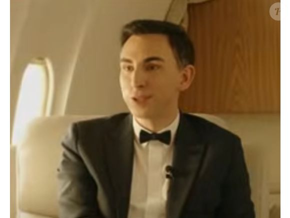 Léa Haddad face à Jordan De Luxe dans l'émission "Le Jet de Luxe avec..." (Capture d'écran) - jeudi 19 juin 2025.