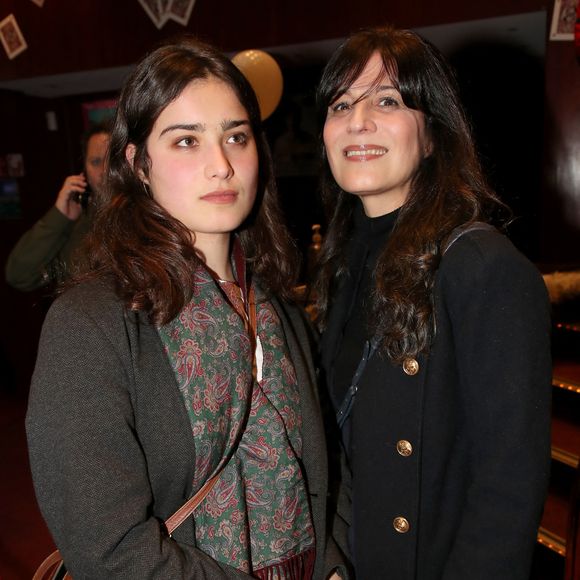Exclusif - Hélène Médigue et sa fille Jeanne Labarthe - Générale de la Pièce « L’argent de la vieille » au Théâtre Libre à Paris, France. Le 15 Février 2024.
© Bertrand Rindoff / Bestimage