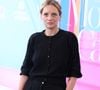 Destiné aux enfants dès 4 ou 5 ans, le livre raconte le voyage de Franz, une saucisse, et Marcelle, une madeleine, à travers le système digestif.

Charlie Bruneau - Photocall de "En Famille" lors du 64eme Festival de Télévision de Monte Carlo au Grimaldi Forum le 15 juin 2025. © Denis Guignebourg/Bestimage