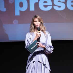 Elle s'est mariée civilement en février 2018 avant d'accueillir Joseph, en juin 2019, puis Valentine, en octobre 2021.

Exclusif - Ophélie Meunier - Soirée de lancement de la nouvelle émission digitale SPHERE5 à l'Elysée Biarritz à Paris le 13 avril 2026. © Cyril Moreau/Bestimage