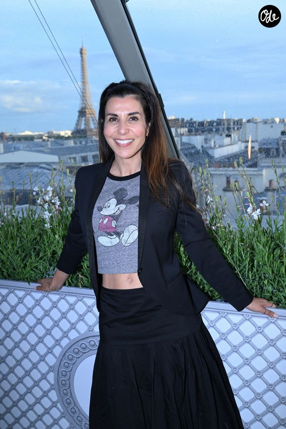 L’événement a marqué le retour d’un lieu emblématique de la capitale dans une ambiance festive et élégante.

Reem Kherici - Réouverture du rooftop « L'heure dorée » de l'hôtel Peninsula à Paris le 10 juin 2026. © Rachid Bellak/Bestimage