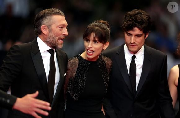 Vincent Cassel, Maïwenn Le Besco, Louis Garrel - Montée des marches du film "Mon Roi" lors du 68ème Festival International du Film de Cannes, le 17 mai 2015.