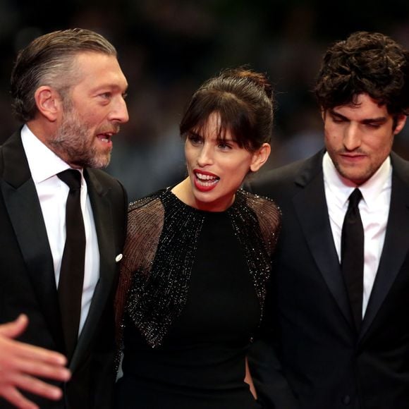 Vincent Cassel, Maïwenn Le Besco, Louis Garrel - Montée des marches du film "Mon Roi" lors du 68ème Festival International du Film de Cannes, le 17 mai 2015.