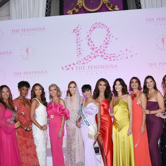 Pour l'heure, son remplaçant n'a pas encore été désigné. Mais une figure de la grande famille Miss France est intéressée.

Chloé Mortaud (enceinte), Marine Lorphelin, Nathalie Marquay (robe Christophe Guillarmé) , Corinne Coman (robe Christophe Guillarmé) , Indira Ampiot, Sylvie Tellier, Maeva Coucke, Diane Leyre, Mareva Galanter, Mélody Vilbert, Camille Cerf, Sophie Thalmann, Clémence Botino et Amandine Petit - Photocall du 5ème gala de charité de l'association "Les Bonnes Fées" à l'occasion de la campagne mondiale "Octobre Rose" à l'hôtel Peninsula, Paris le 3 octobre 2024. A l'occasion de la campagne mondiale "Octobre Rose", l'hôtel Peninsula Paris lance son programme caritatif "Peninsula in Pink", dont les bénéfices seront reversés à l'association "Les Bonnes Fées". © Rachid Bellak/Bestimage