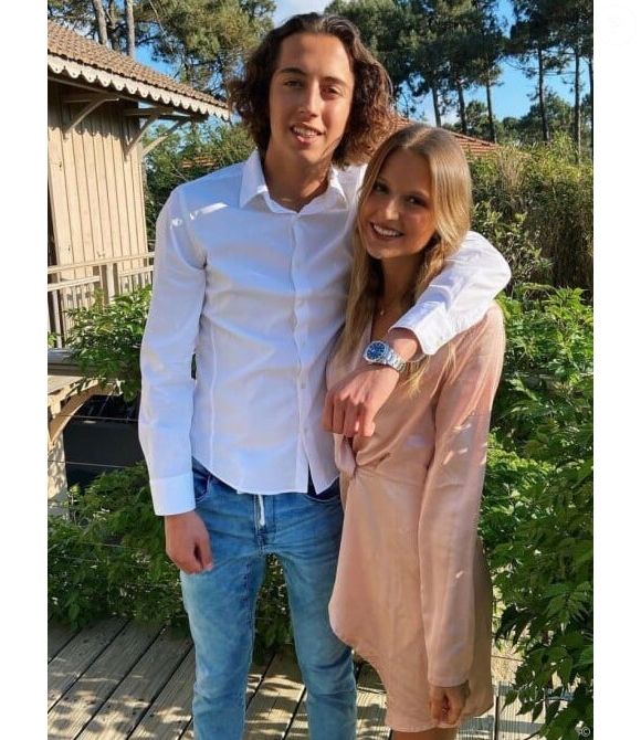 Avec sa femme Catherine, il a eu Lola et Gabin (25 et 24 ans) 

Gabin et Lola Courbet