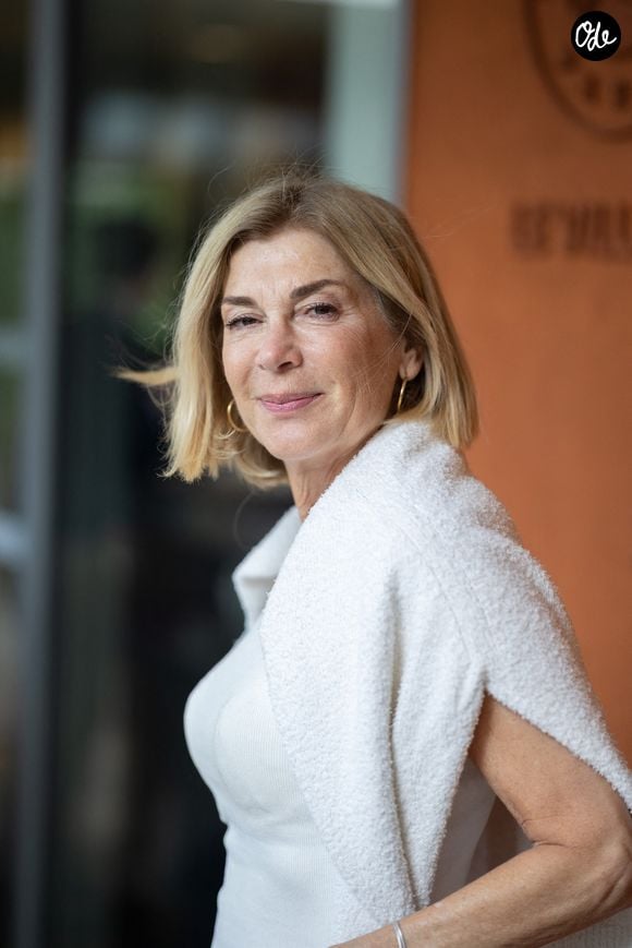 Michèle Laroque assiste à la 12e journée du Village lors du tournoi de Roland-Garros 2026, le 4 juin 2026 à Paris, en France. Photo de Nasser Berzane/ABACAPRESS.COM