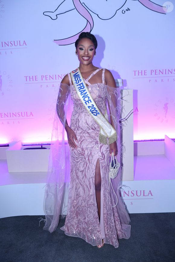 Angélique Angarni-Filopon, Miss France 2025 - Soirée de gala du 10ème anniversaire de l'association "Les Bonnes Fées" à l'Hôtel The Peninsula Paris le 8 octobre 2025. © Rachid Bellak/Bestimage