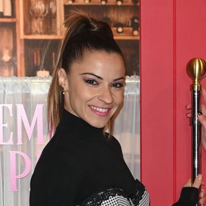 Denitsa Ikonomova - Avant-première du film Netflix "Emily in Paris" saison 3 au Théâtre des Champs Elysées à Paris le 6 décembre 2022. © Coadic Guirec/Bestimage