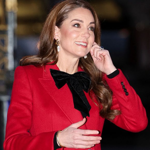 Son traitement contre le cancer terminée, elle a souhaité l'événement familial et chaleureux

Catherine Kate Middleton, princesse de Galles, lors du service de chants de Noël Together At Christmas à l'abbaye de Westminster, Londres le 6 décembre 2024.

© Julien Burton / Bestimage