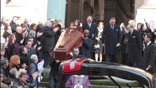 Cette icône des années 70 s’est effacée lentement : "Je ne voulais pas mettre de mot sur les symptômes qui allaient emporter ma mère"