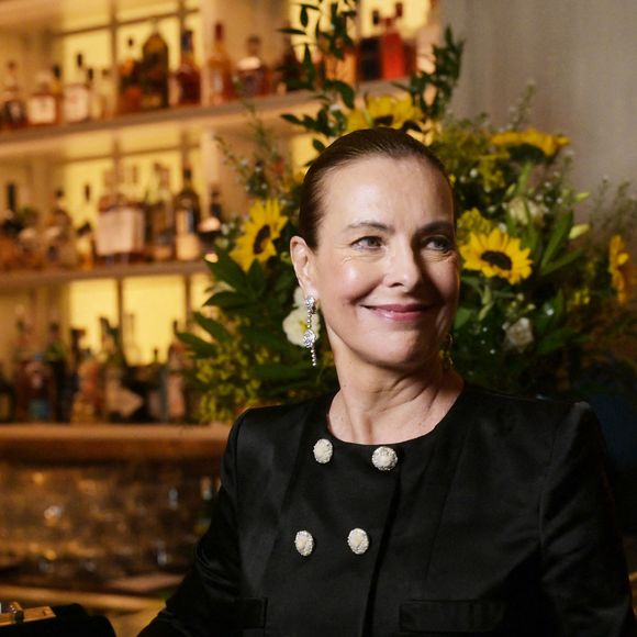 Véritable havre de paix depuis la fin des années 1990, ce domaine sauvage abrite également sa propre production de vin.

Exclusif - Carole Bouquet - Soirée du film "Megalopolis" à la Petite Maison Cannes lors du 77ème Festival International du Film de Cannes le 16 mai 2024. 

© Rachid Bellak/Bestimage