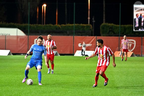 Louis Ducruet durant la première édition du « match des légendes » opposant l'équipe des Légendes, les anciens de Cannes, à l'équipe des Etoiles avec pour capitaine Didier Deschamps, au stade Pierre de Coubertin à Cannes, le 30 octobre 2025. Les Légendes cannoises, coachées par Luis Fernandez et supportées par Zinedine Zidane qui portait les couleurs cannoises, mais qui n'a pas joué, ont remporté le match 3 à 2. Tous les bénéfices de la soirée seront reversés aux associations les Etoiles de l'Espoir, à l'association Adrien et à l'association Clin d'Oeil, qui oeuvrent pour les plus démunis et la jeunesse. © Bruno Bebert / Dominique Jacovides / Bestimage