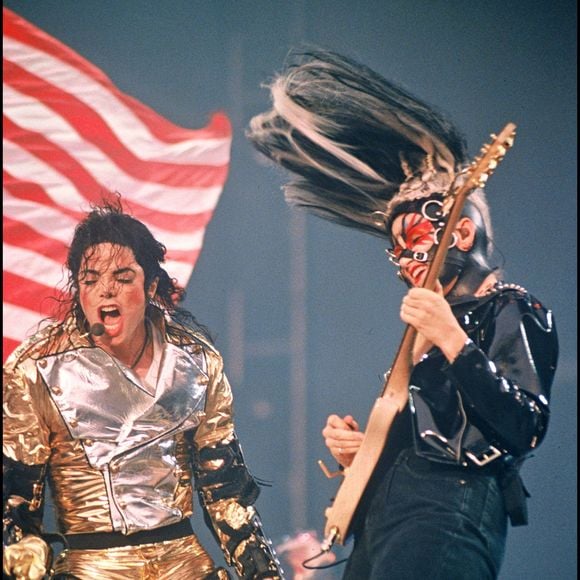 Archive - Michael Jackson sur scène, au stade Wembley en concert en 1997, tournée "History World Tour". 

© Bestimage