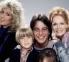 "Madame est servie" a connu un immense succès. Elle a révélé les talents de Tony Danza et d'Alyssa Milano, et a permis à Judith Light de s'affirmer comme une véritable star du petit écran.
Le casting de "Madame est servie" : Judith Light, Danny Pintauro, Tony Danza, Alyssa Milano et Katherine Helmond. Columbia Pictures Television / Courtesy Everett Collection / ABACAPRESS.COM