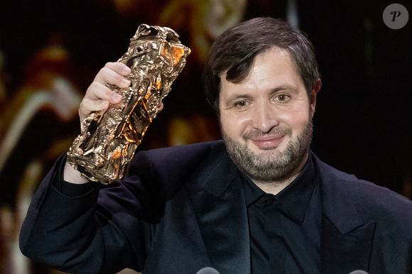 Karim Leklou (César du meilleur acteur pour "le roman de Jim") - Cérémonie de la 50ème édition de la cérémonie des César à l'Olympia à Paris, France, le 28 février 2025 © Dominique Jacovides - Olivier Borde / Bestimage