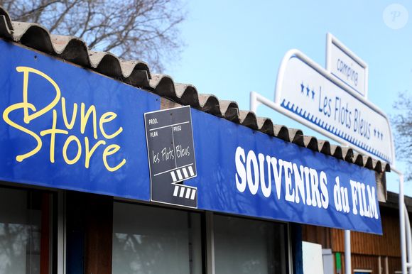 Transféré en urgence vers un hôpital à Bordeaux, le jeune garçon est malheureusement décédé sur place

Le célèbre Camping des Flots Bleus, lieu de tournage des différents films de la série "Camping", réouvre en partie aujourd'hui lundi 3 Avril 2023 au Pyla, au pied de la dune, sur le bassin d'Arcachon. © Patrick Bernard/Bestimage