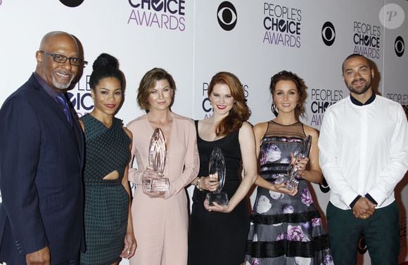 Découvrez tout ce qu'il s'est passé en coulisses

131002, James Pickens Jr, Kelly McCreary, Ellen Pompeo, Sarah Drew, Camilla Luddington, Jesse Williams à la 41e édition des People's Choice Awards au Nokia Theatre LA Live à Los Angeles, Californie. January 5, 2015.Photograph : © Max DeAngelo, /PCN/ABACAPRESS.COM