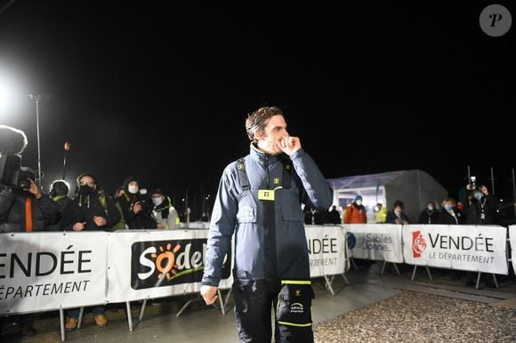 Charlie Dalin à son arrivée de la 9ème édition du Vendée Globe aux Sables-d'Olonnes. Tour du monde à voile en solitaire bouclé en 80 jours, 6 heures, 15 minutes et 47 secondes. Le 27 janvier 2021
© DPPI / Panoramic / Bestimage