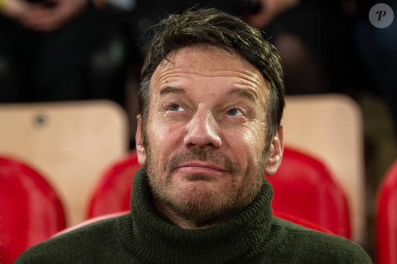 L'acteur français Samuel Le Bihan assiste au match de basket-ball de l'Euroligue entre l'AS Monaco et le FC Bayern Munich à la salle Gaston Medecin de Monaco le 17 décembre 2024. Photo by Laurent Coust/ABACAPRESSS.COM