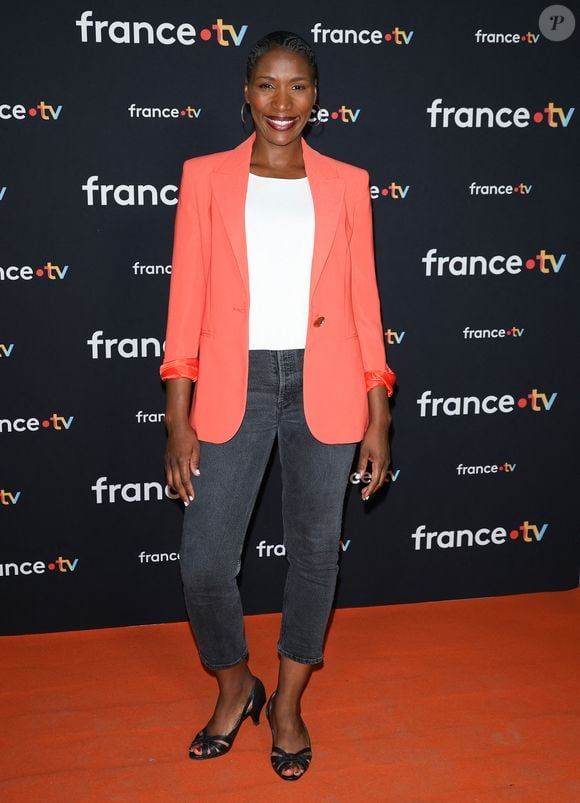 Johanna Ghiglia au photocall pour la conférence de presse de rentrée de France TV à la Grande Halle de la Villette à Paris, France, le 11 juillet 2023. © Coadic Guirec/Bestimage