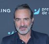 On ne présente plus Jean Dujardin et sa magnifique carrière.

Jean Dujardin - Dîner de charité Breitling à la Samaritaine pour l’association "Premiers de Cordée" à Paris. L'association Premiers de Cordée propose des animations sportives auprès des enfants hospitalisés. ADN de l’association depuis sa création, ce programme comprend de nombreuses actions pour initier un maximum d’enfants malades et/ou en situation de handicap à la pratique sportive. © Rachid Bellak/Bestimage