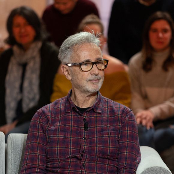Thierry Lhermitte sur plateau de l'émission "Animalement Vôtre" présentée par Bernard Montiel et diffusée le 22 mars 2026 sur France 3, à Paris, France, le 13 janvier 2026. © Julien Sarkissian/Bestimage