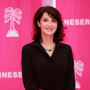 Zabou Breitman au festival Canneseries, le 16 avril 2023. Christophe Aubert via Bestimage