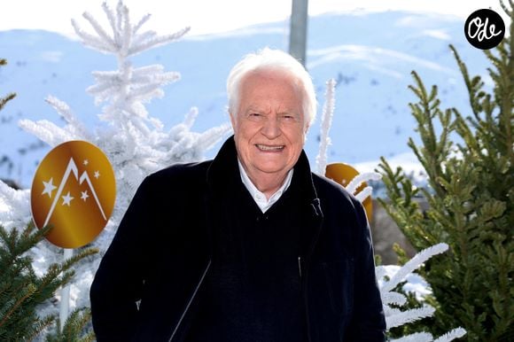 André Dussollier - Photocall du film "Chers Parents" dans le cadre du 29ème Festival International du Film de Comédie de l'Alpe d'Huez le 20 Janvier 2026. © Dominique Jacovides/Bestimage