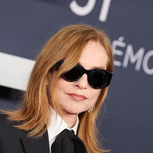 Isabelle Huppert (Bijoux De Beers London) au photocall de la 51ème cérémonie des César à l'Olympia à Paris, France, le 26 février 2025 © Borde-Jacovides/Bestimage