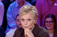 Muriel Robin, invitée de "Quelle Époque !" sur France 2, le samedi 9 mai 2026.