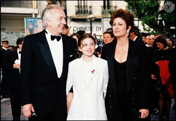 Jean-Pierre Cassel avec sa femme Anne et leur fille Cécile au Festival de Cannes en 1995. Photo : ANGELI-RINDOFF-GARCIA / BESTIMAGE