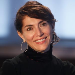 Il s'agit de Caterina Murino, la James Bond Girl de "Casino Royale".

Caterina Murino à l'enregistrement de l'émission "Animaux Stars" au Bastille Design Center à Paris.

Photo : Christophe Clovis / Bestimage