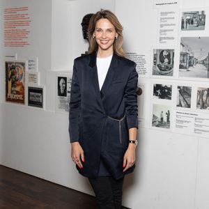 Ophelie Meunier assiste à l'exposition « Les Grands Ages » de Nikos Aliagas au Musée de l'Homme du Trocadéro, le 7 avril 2026 à Paris, en France. Photo de Nasser Berzane/ABACAPRESS.COM