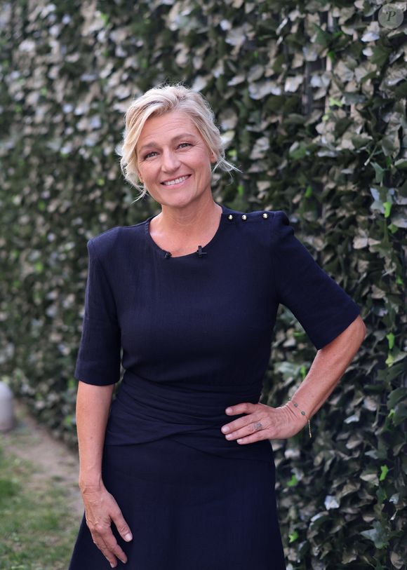 Exclusif - Anne-Elisabeth Lemoine - L'équipe de la nouvelle saison de l'émission "C à Vous" le 7 septembre 2023. © Dominique Jacovides / Bestimage