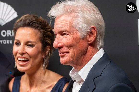 Le couple s'est installé en Espagne

Alejandra Silva et Richard Gere assistent au gala 2025 de City Harvest, intitulé "Carnaval", au Cipriani 42nd Street, le 22 avril 2025 à New York. © Ron Adar/TheNEWS2 via ZUMA Press Wire