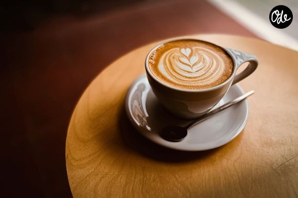 Le café caféiné a été associé à une baisse de certains indicateurs d'anxiété.

Photo prise par Nameless 3791 / Unsplash