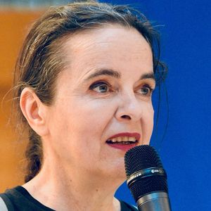 Toutes deux ont également un frère, André Nothomb.
Les sœurs Nothomb invitées au Parlement européen pour le festival littéraire Bibliothèques Idéales 2022. 16 septembre 2022, à Strasbourg, dans le nord-est de la France. Photo par Nicolas Roses/ABACAPRESS.COM