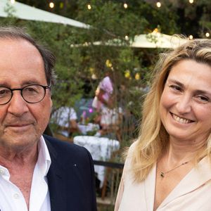 L'ancien président français a été aperçu à bord de son scooter, se rendant chez Julie Gayet.

François Hollande et Julie Gayet assistent au Festiv4L Signe Renault au Chalet des Iles le 23 juin 2025 à Paris, France. Photo by Nasser Berzane/ABACAPRESS.COM
