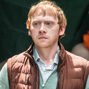 Rupert Grint ssur le plateau de "Servant" à Philadelphie, le 9 juin 2021.