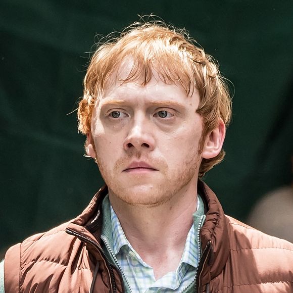 Rupert Grint ssur le plateau de "Servant" à Philadelphie, le 9 juin 2021.