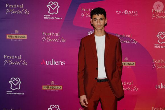 "C’était la dernière scène pour moi, pour Félicien. Pour Robin et Tiago", a-t-il écrit dans sa story Instagram. 

Lucas Ivoula lors de la cérémonie de clôture de la 5ème édition du festival Pluriel.les (Plurielles) au cinéma Majestic de Compiègne, France, le 19 mars 2022 . © Christophe Clovis/Bestimage