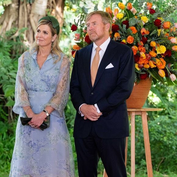 Le roi Willem-Alexander et la reine Maxima des Pays-Bas reçus à la résidence de l'ambassadeur des Pays-Bas à Nairobi, à la rencontre des membres de la communauté néerlandaise à Nairobi, à la fin de leur visite d'Etat au Kenya, le 20 mars 2025. (Backgrid USA / Bestimage).