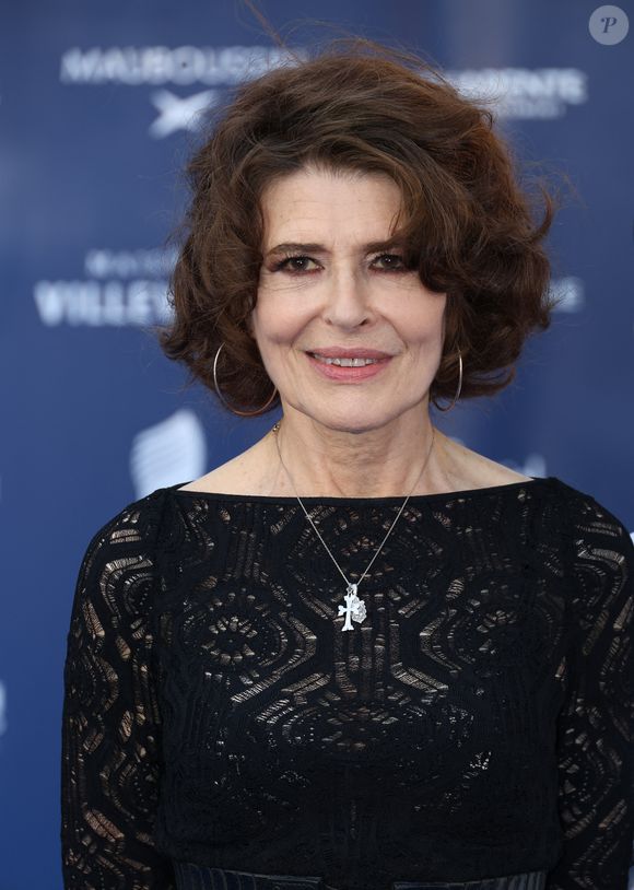 Fanny Ardant - Arrivées sur le tapis bleu de la 16ème édition du festival du film francophone de Angoulême le 24 août 2023. © Coadic Guirec / Bestimage
