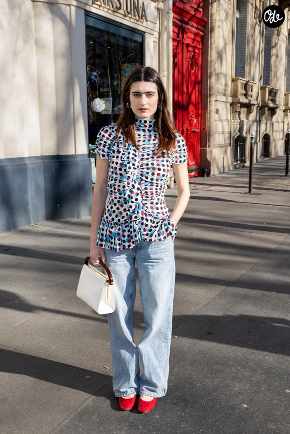 Marguerite (Star Academy) aux arrivées au défilé Dries Van Noten Collection Femme Prêt-à-Porter Automne/Hiver 2026-2027 lors de la Fashion Week de Paris (PFW) au Lycée Carnot, à Paris, France, le 4 mars 2026. © Jeremy Melloul/Bestimage