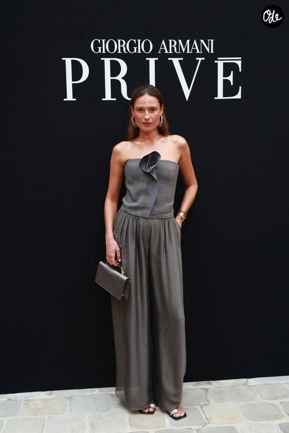Cate Underwood au défilé Giorgio Armani Privé "Collection Haute Couture Automne/Hiver 2026-2027" lors de la Fashion Week de Paris, le 7 juillet 2026