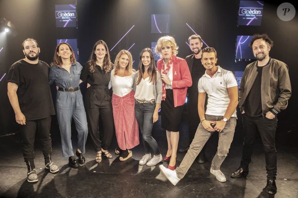 David Azria, Nash, Rosa Bursztein, Myriam Baroukh, Solene Paillet, Denise, Valentin Reinehr, David Voinson, David Azencot - Les meilleurs talents du rire réunis lors du "Gleeden Talent Show" à l'Apollo Théâtre à Paris, le 26 juin 2021. Photo : Jack Tribeca / Bestimage