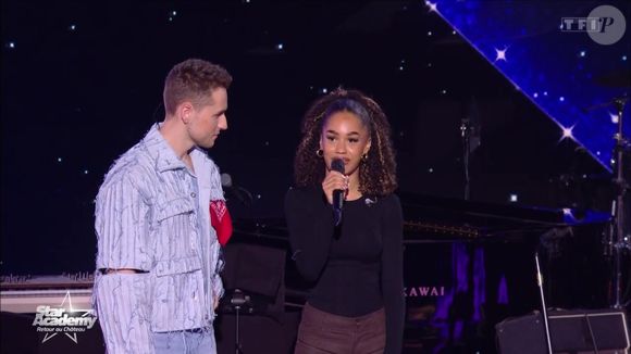 Théo L, éliminé de la "Star Academy" et rejoint par sa complice Léane sur le plateau de TF1, samedi 29 novembre 2025.