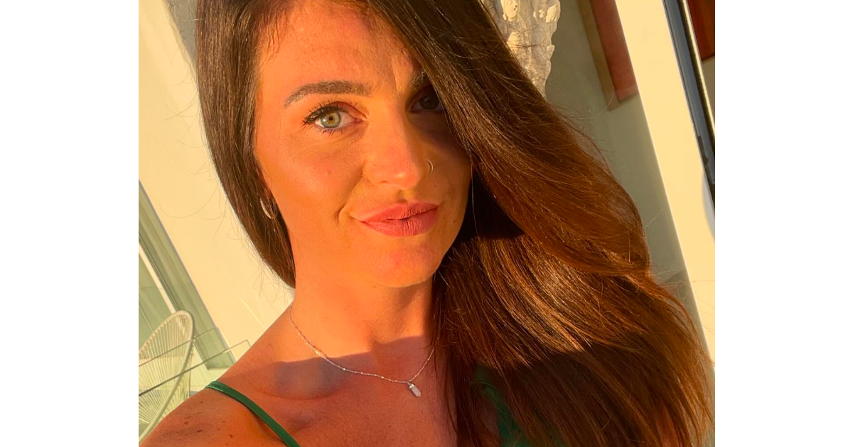 Il y a quelqu'un dans ma vie" : Oublié Flo ! Tracy (Mariés au premier regard)  est en couple, elle en dit plus sur son compagnon - Purepeople