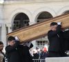 Ses obsèques réunissent aujourd'hui de nombreuses personnalités. 

Arrivée du cerceuil - Obsèques d'Isabelle Mergault à la Coupole du Père-Lachaise à Paris le 30 mars 2026. © Cyril Moreau - Dominique Jacovides / Bestimage