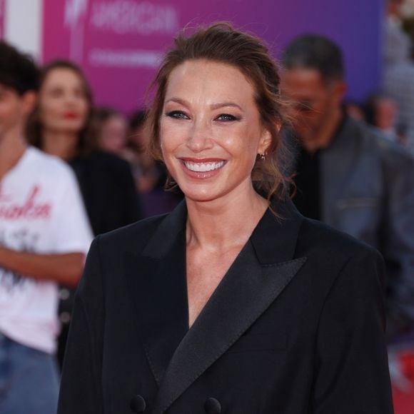 Laura Smet sur le tapis rouge lors de la première du film 'L'Invitation' pendant la 52ème édition du Festival du Cinéma Américain de Deauville, France, le 5 septembre 2026. © Denis Guignebourg/Bestimage